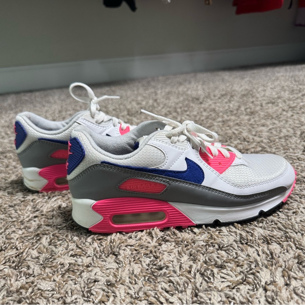 Women’s nike air max